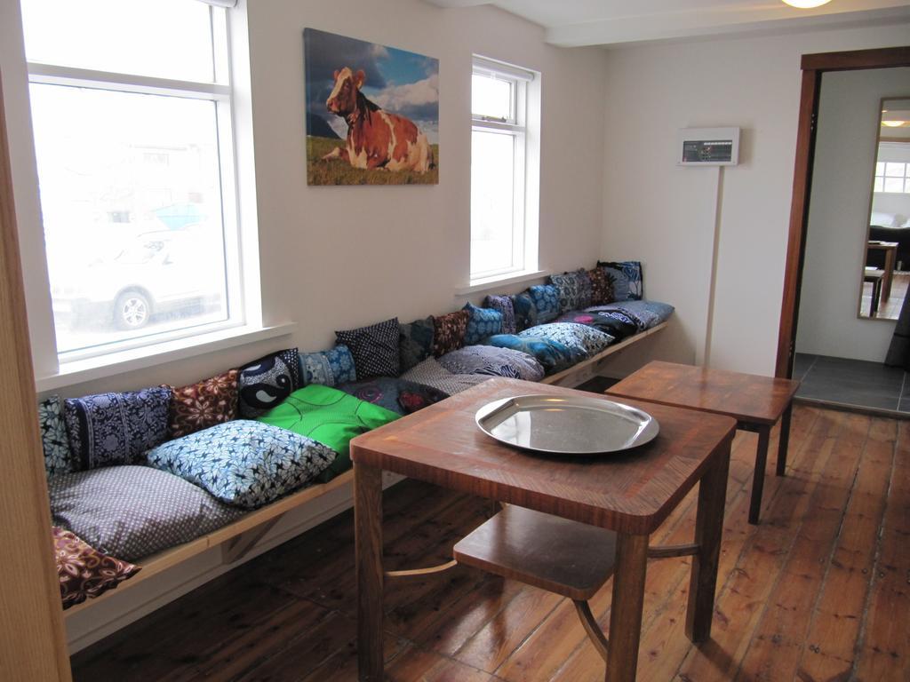 Grand-Inn Bar And Bed Saudarkrokur Eksteriør bilde